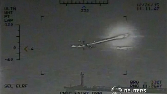 Angkatan Laut Amerika Serikat merilis video rekaman penembakan rudal Iran di dekat kapal perang USS Truman, membahayakan keselamatan para tentara AS.