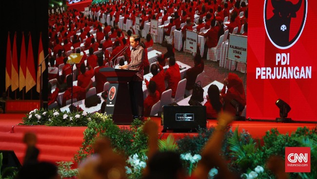 Sebagai orang yang dibesarkan dalam PDIP, Presiden Jokowi punya pengalaman panjang ketika menjadi wali kota, gubernur, dan sekarang kepala negara.