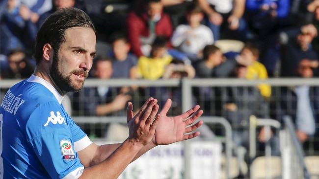 Pelatih Napoli Maurizio Sarri menilai Gonzalo Higuain sebagai striker terbaik di Eropa dan juga dunia saat ini.