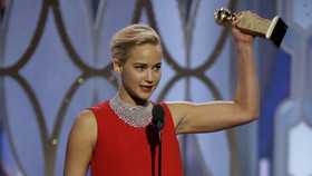 Jennifer Lawrence Sumbang Rp26,7 Miliar untuk Pasien Cilik