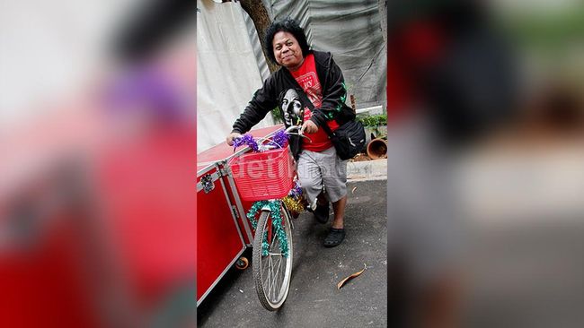 Budi Anduk mengembuskan napas terakhir di RS Dharmais, Grogol, Jakarta, Senin (11/1) siang.