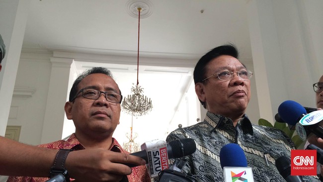 Pelantikan Ade Komarudin sebagai Ketua DPR dinilai terkesan terburu-buru dan tidak mendengarkan aspirasi partai Golkar.