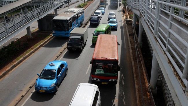 Ganjil genap untuk motor dan larangan Metromini serta Kopaja beroperasi saat Asian Games mendapat perhatian khusus dari Kemenhub guna meredam polusi udara.