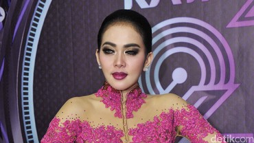 img-title Diterpa Isu Papa Angkat & Video Panas, Pihak Syahrini Segera Bertindak