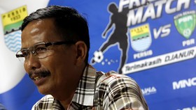 Manajemen Persib Tak Bebani Djanur Target Juara