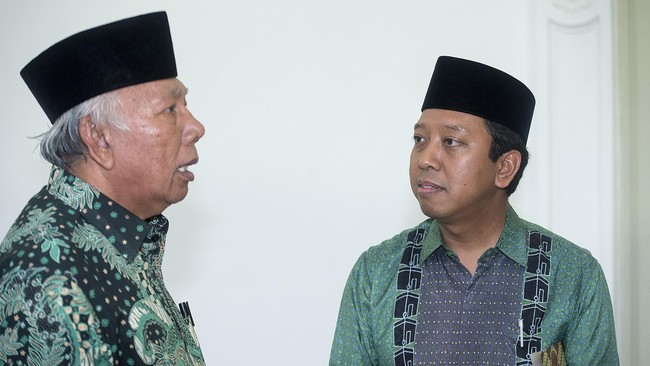 Wakil Presiden Jusuf Kalla berharap keputusan tersebut ini bisa membantu mendorong stabilitas politik, khususnya antar internal partai.