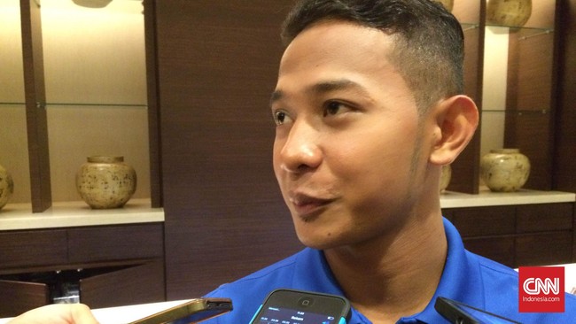 Gelandang Persib Gian Zola Nasrulloh mengungkap pelatih timnas Indonesia U-22 Luis Milla mampu membangun hubungan dekat dengan pemain peserta seleksi.