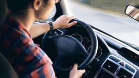 Posisi Nyetir yang Nyaman Saat Berkendara Jarak Jauh