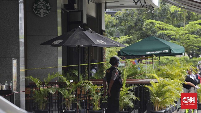 Starbucks Corporation mencabut himbauan penutupan sejumlah gerainya di Jakarta lantaran kondisi Jakarta berangsur pulih pasca teror bom, Kamis (14/1).