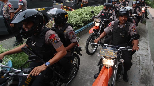 Kapolresta Medan Kombes Pol Mardiaz Kusin Dwihananto mengatakan peningkatan status siaga satu sesuai instruksi Kapolri Jenderal Badrodin Haiti..