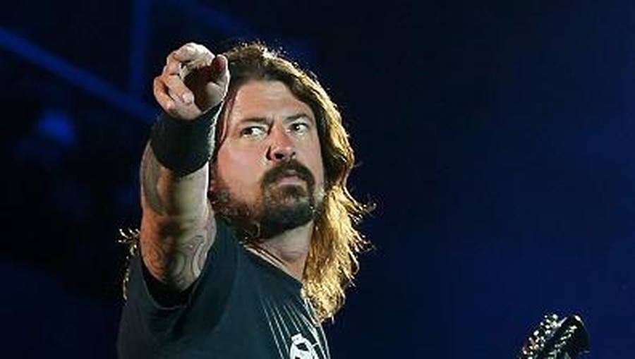 Dave Grohl, Foo Fighters Tengok 4 musisi rock legendaris dunia yang kaya raya tanpa melupakan sosok wanita yang mendampingi mereka ke puncak kesuksesan