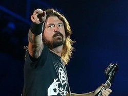 Siapa Drummer Foo Fighters saat Konser di Jakarta?