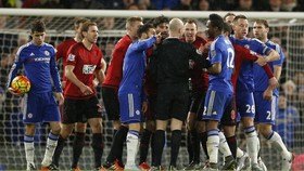 Hiddink: Chelsea Harus Maksimalkan Laga Kandang