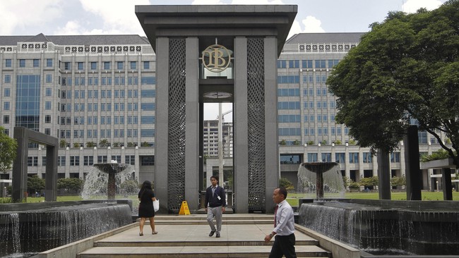 Jumat (15/4) esok, bank sentral Indonesia rencananya akan mengumumkan instrumen kebijakan moneter baru.