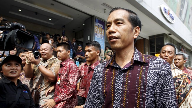 Aktivitas masyarakat Medan, Sumatera Utara, berlangsung normal. Presiden Joko Widodo berada di Medan dan tidak merasakan gempa.