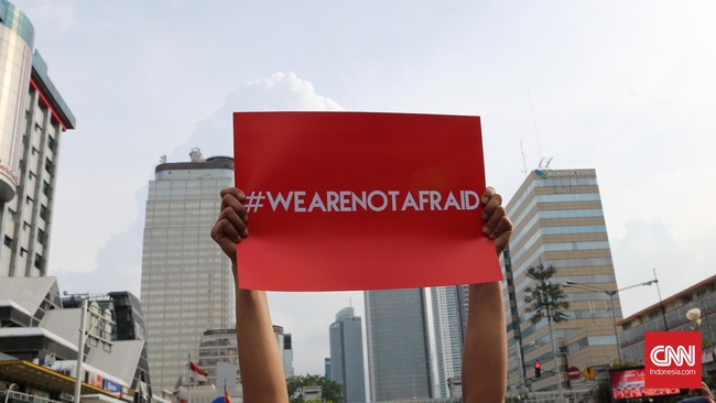 Seorang mantan kombatan yang kini menjalani hidupnya secara normal. Dari menjadi penceramah soal deradikalisasi hingga menjadi instruktur olah raga kebugaran.