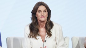 Gonjang-ganjing Rencana Film Biopik untuk Caitlyn Jenner