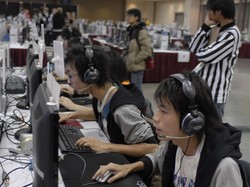 Among Us dan 4 Game Paling Populer di Steam