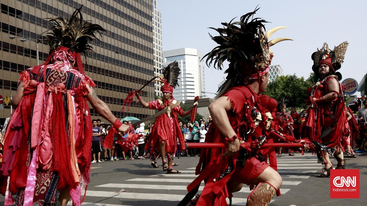 Aksi Tarian Perang Kabasaran di Car Free Day
