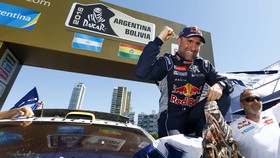 Potret Kegembiraan di Akhir Reli Dakar 2016