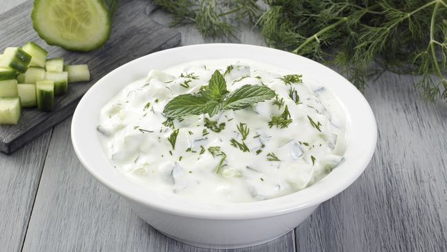 Beberapa orang mampu mengeja nama makanan sulit sesuai dengan aslinya tapi yang lain membaca sesuai huruf atau sesuai dengan pelafalan dalam bahasa Inggris.