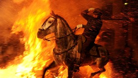 Las Luminarias, Festival Penyucian Binatang di Spanyol