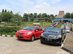 Laris Manis, Mobil Bekas Taksi Laku 500 Unit per Bulan