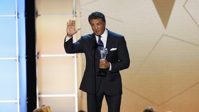 Sylvester Stallone 'Dipinang' Trump untuk Tangani Seni AS