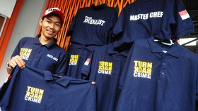 Calon Pembeli Atribut 'Turn Back Crime' Mulai Takut
