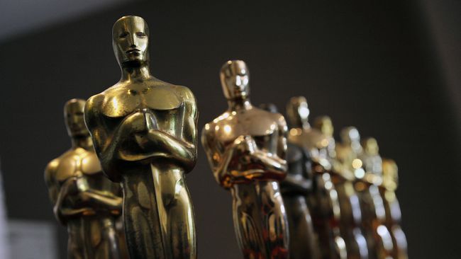AMPAS, lembaga penyelenggara Oscar, berjanji membenahi diri. Namun mereka bukan satu-satunya pemicu kontroversi "hitam putih."