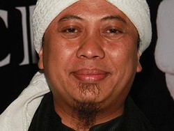 Kunci/Chord Gitar dan Lirik Lagu Religi Tombo Ati milik Opick