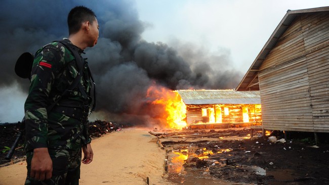 Tindakan intoleran menurut Seskab Pramono Anung tak dibenarkan pada siapapun termasuk kepada anggota Gafatar yang disebut sebagai organisasi sesat.