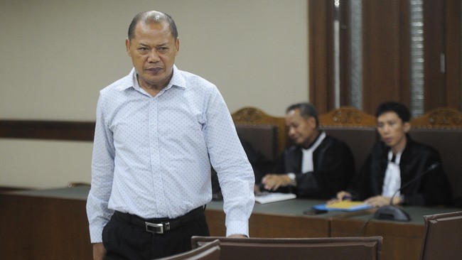 KPK mengkritik putusan hakim yang menilai uang tersebut tidak pernah dititipkan, disita atau dijadikan barang bukti oleh KPK. 