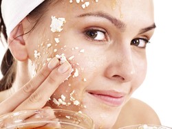 7 Masker Alami untuk Wajah yang Berminyak dan Berjerawat