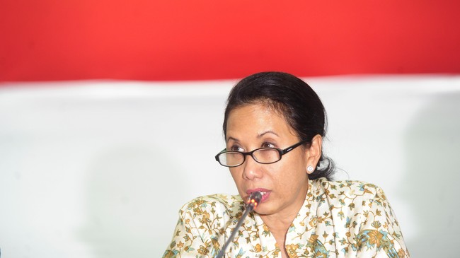 Menteri BUMN Rini Soemarno mengaku akan mendorong BUMN-BUMN yang dipimpinnya untuk banyak menggunakan dana demi keperluan ekspansi.