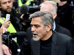 Aktor Hollywood George Clooney Desak Biden Mundur dari Pencapresan