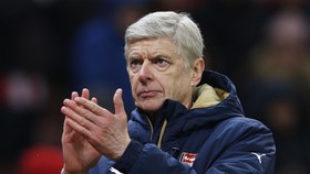 Wenger Tolak PSG Karena Loyalitas Terhadap Arsenal
