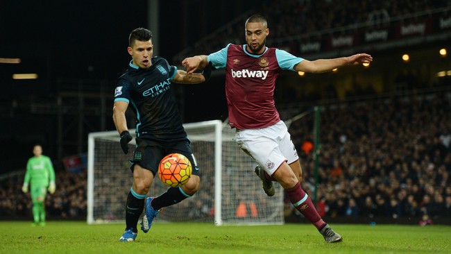 West Ham dan Leicester City berbagi angka setelah duel mereka di Boleyn Ground berakhir dengan skor 2-2.