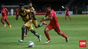 Yanto Basna Pernah Curi Uang demi Sepatu Sepak Bola