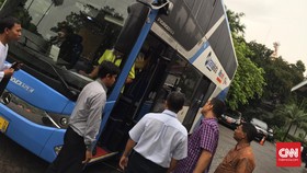 Ahok Resmikan Bus Tingkat untuk Fasilitasi Kaum Difabel