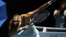 Main Pintar, Vika Azarenka Lolos ke Perempat Final