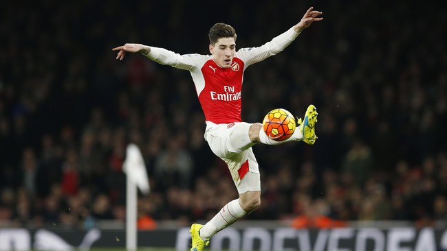 Hector Bellerin dinilai lebih pantas tampil di level tertinggi bersama Barcelona daripada bermain untuk Arsenal yang berlaga di kompetisi Piala Europa.