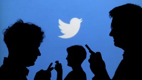 Alasan Mengapa Peminat Terakhir Twitter Mundur