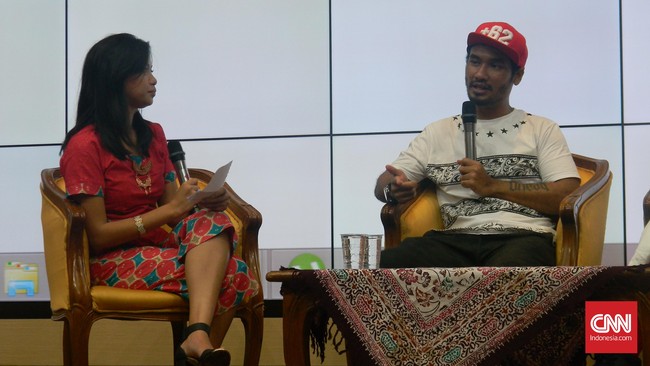 Penyanyi rap yang lebih dikenal dengan nama JFlow ini mengatakan Indonesia adalah lab toleransi. Di sinilah tempatnya belajar toleransi.