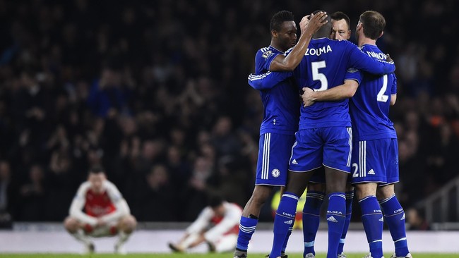 Guus Hiddink mengakui bahwa kartu merah yang diterima Per Mertesacker memudahkan Chelsea memenangkan pertandingan.