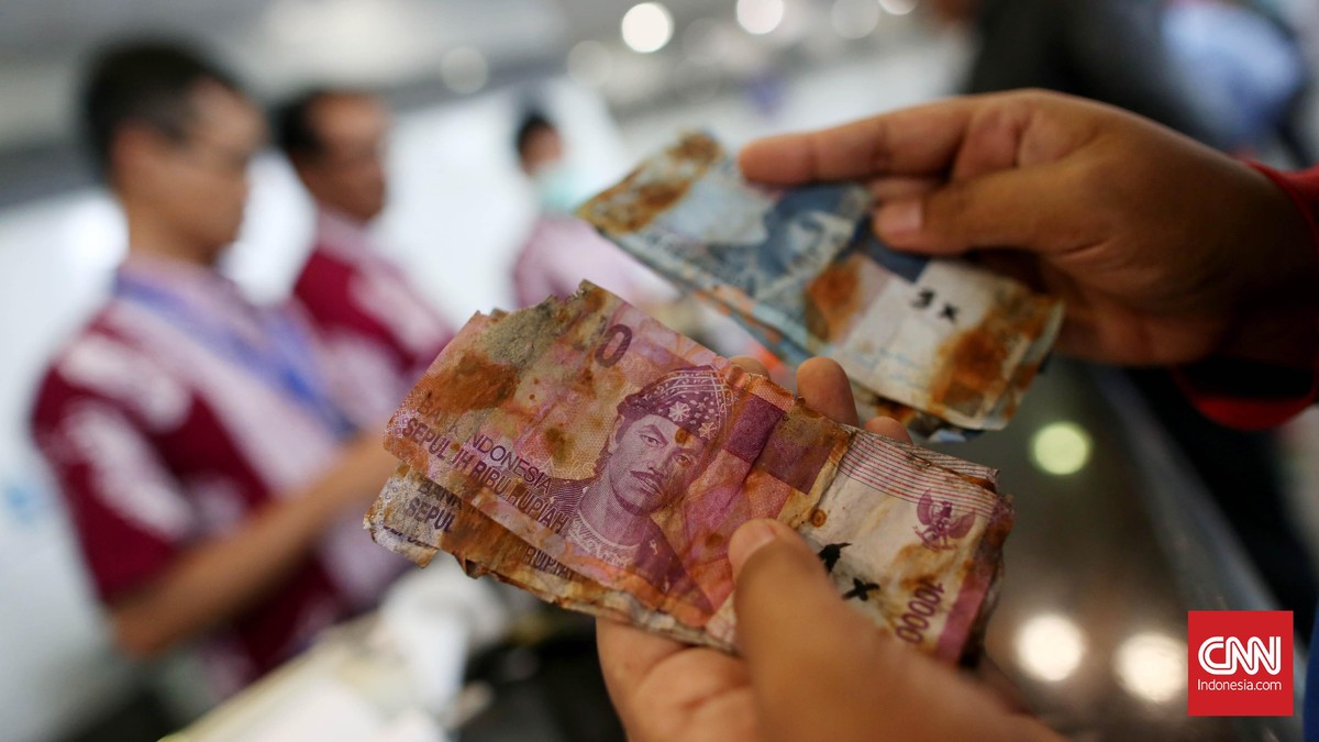 Uang Rusak Tak Layak Edar