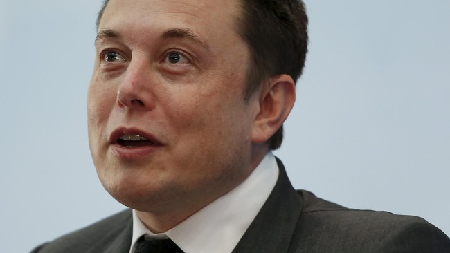 Pendiri SpaceX Elon Musk (47) mengungkapkan bahwa ada kemungkinan 70 persen bahwa ia sendiri yang akan berangkat ke Mars.