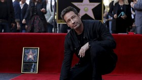 Kisah Haru dalam Novel Baru David Duchovny