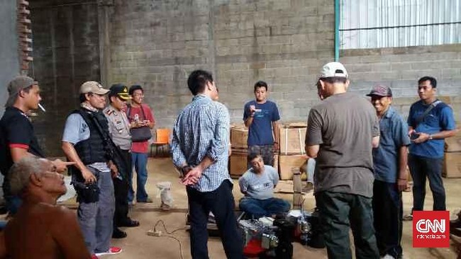 Kepala Badan Narkotika Nasional Budi Waseso menyatakan oknum TNI dan Polri yang terlibat dalam pengedaran narkotika mesti segera ditertibkan. 