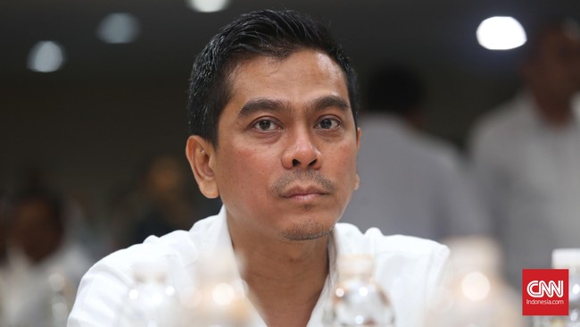 Wakil Ketua Umum Partai Gerindra Sufmi Dasco Ahmad menyatakan tidak akan memberikan bantuan hukum kepada Sanusi.